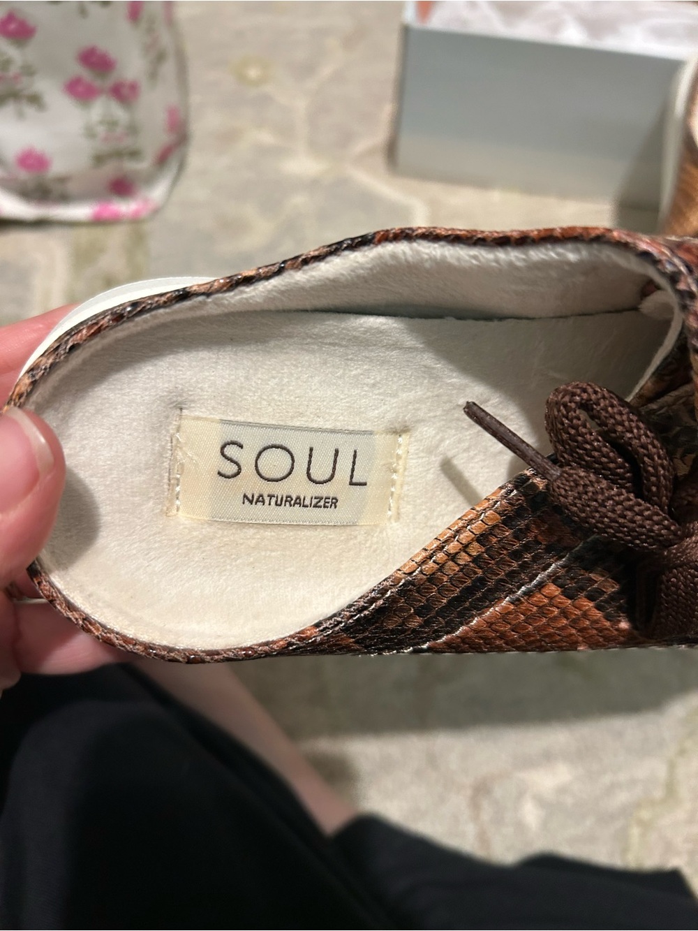 Soul Naturalizer Sneakers size 10w - Picture 2 of 4